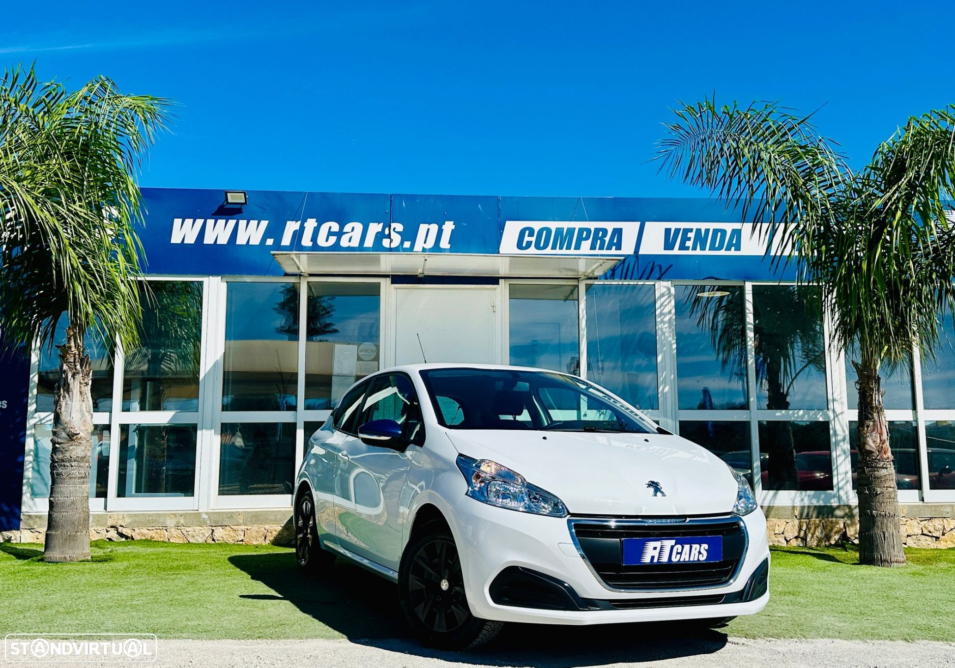 Peugeot 208 1.2 PureTech Like - 1