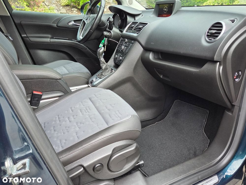 Opel Meriva 1.4 T Cosmo S&S - 21