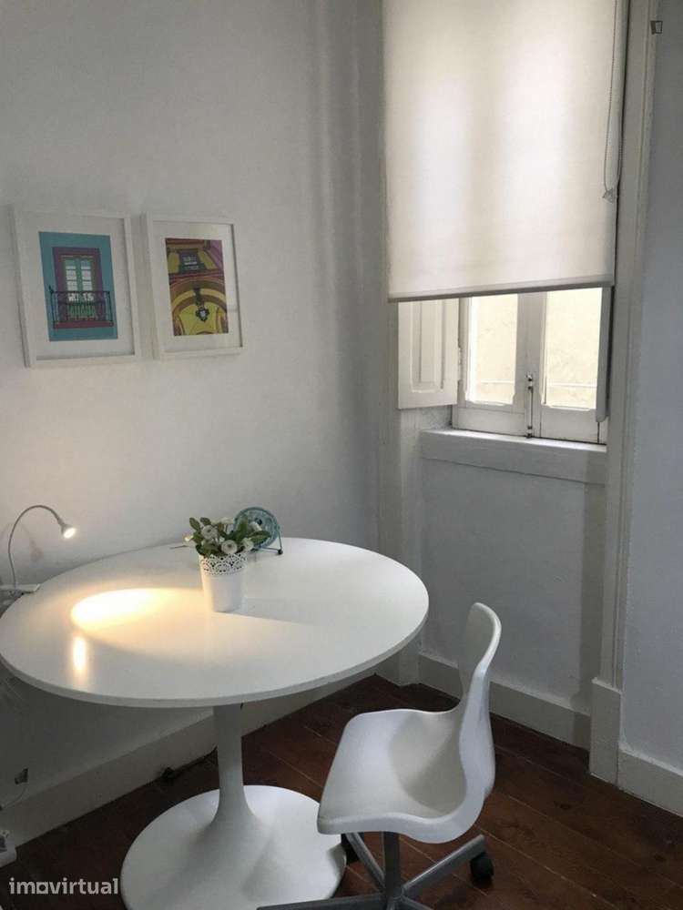 Quarto - localizado em Arroios Lisbon - Grande imagem: 4/16