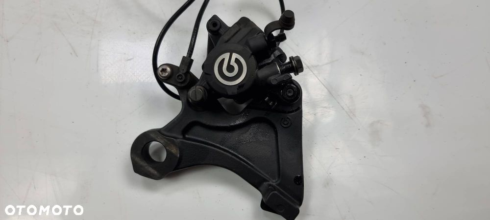Zacisk tył BREMBO Triumph Street Triple 765 RS 2020r. - 1