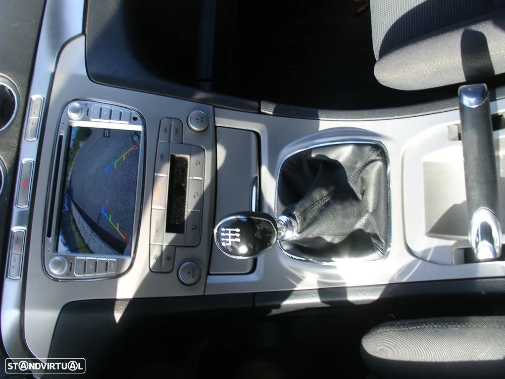 Ford S-Max 2.0 TDCi Titanium 7L - 15