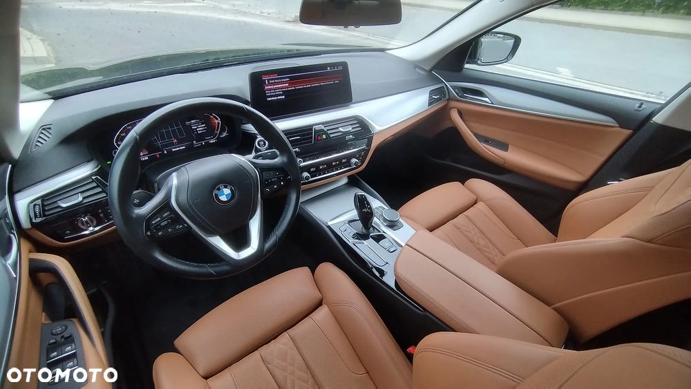 BMW Seria 5 520i mHEV Business Edition - 13
