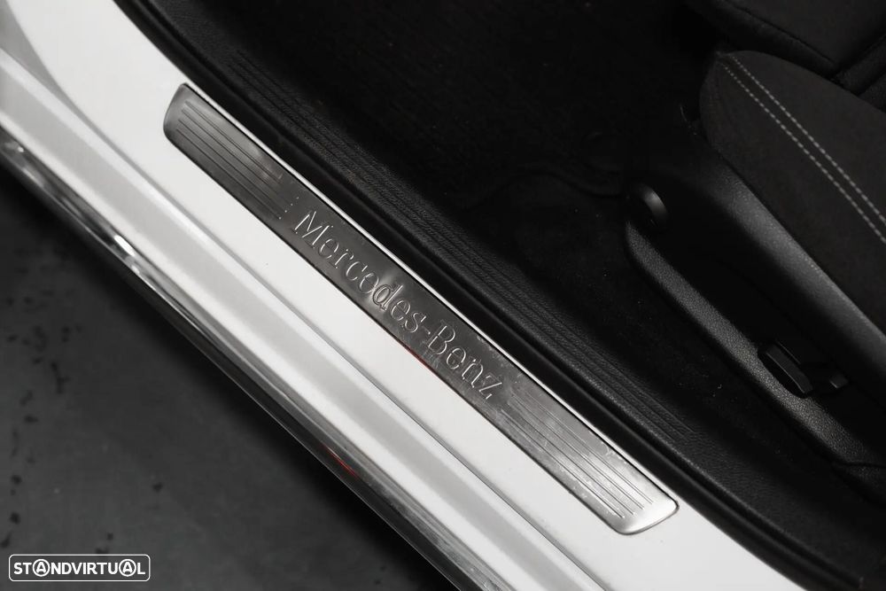 Mercedes-Benz C 300 - 30