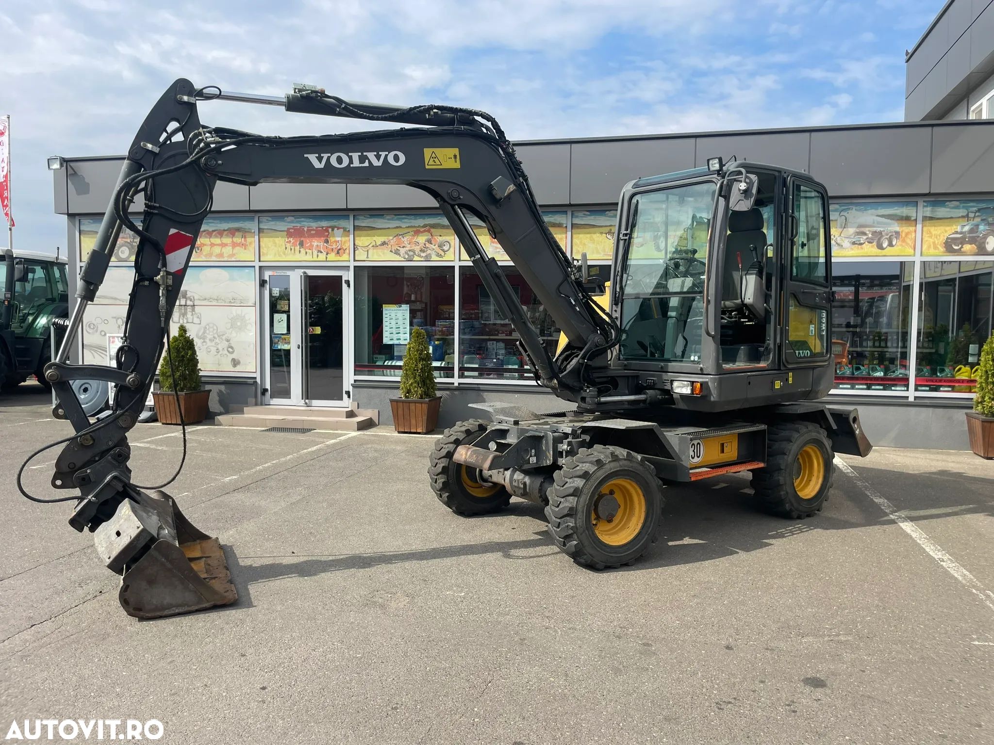 Volvo EW60E - 1
