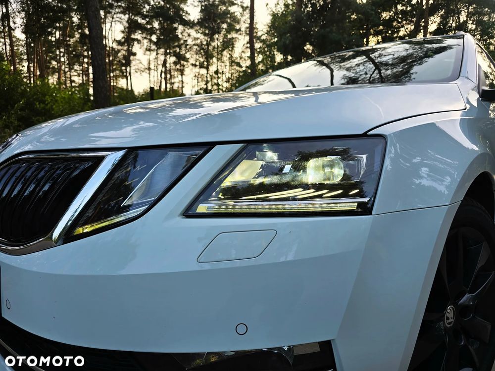 Skoda Octavia 2.0 TDI DSG Premium Edition - 29