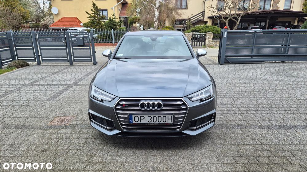 Audi S4 Limousine - 16