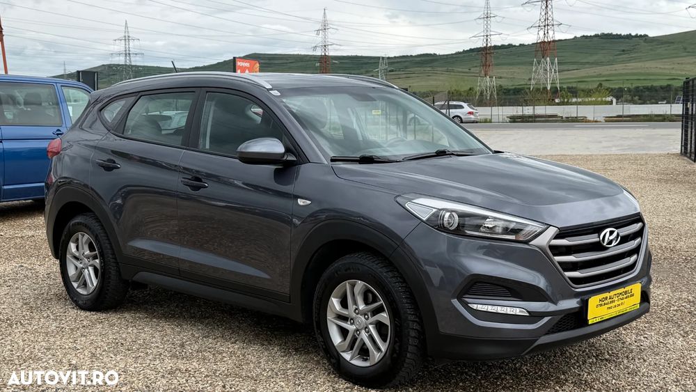 Hyundai Tucson 2.0 CRDI 4WD 6MT Style - 10