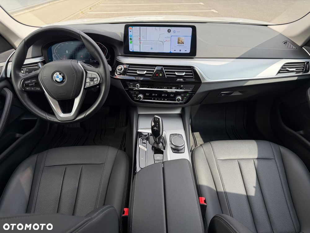 BMW Seria 5 518d mHEV Business Edition - 14