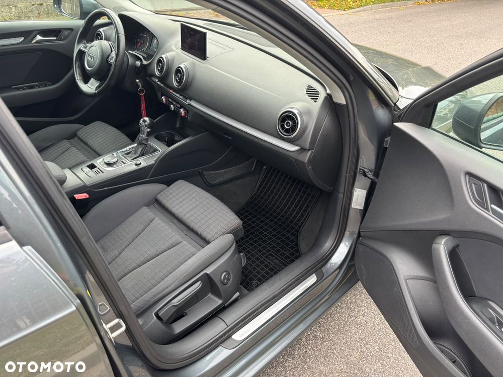 Audi A3 Sportback - 6