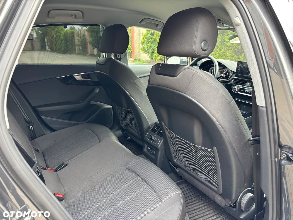 Audi A4 Limousine 40 TFSI mHEV Advanced S tronic - 24