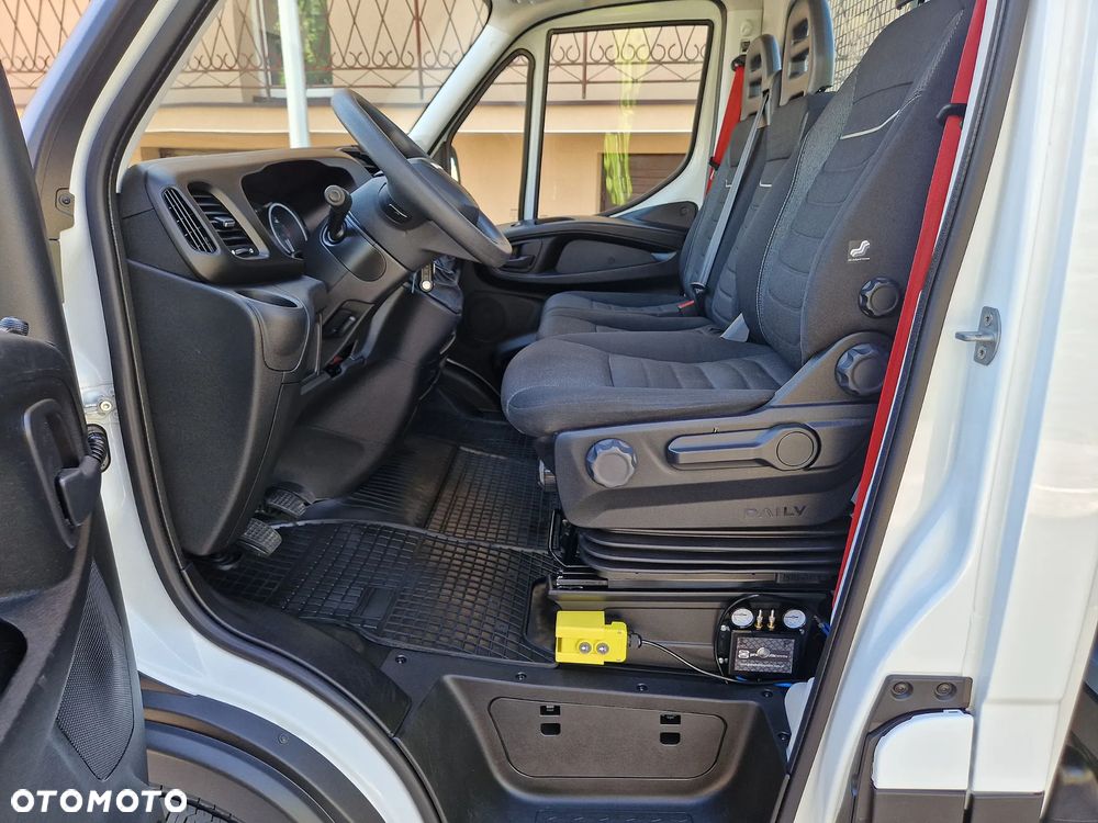 Iveco DAILY kiper WYWROTKA 3 stronna - 30