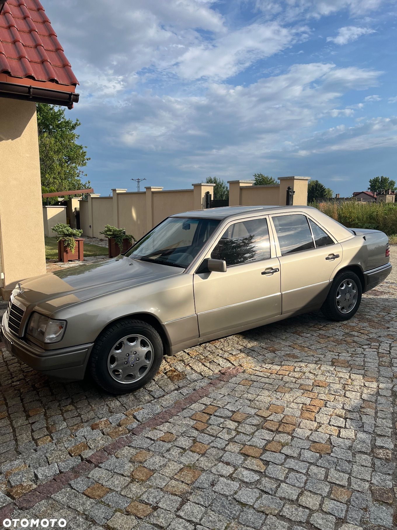 Mercedes-Benz W124 (1984-1993) - 1