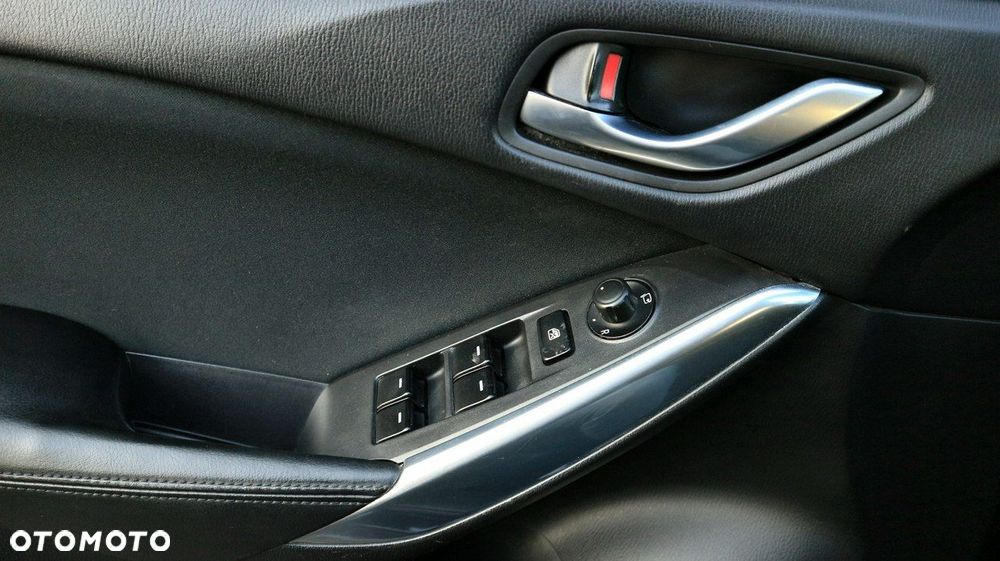 Mazda 6 2.0 Kombi SKYACTIV-G Center-Line - 33