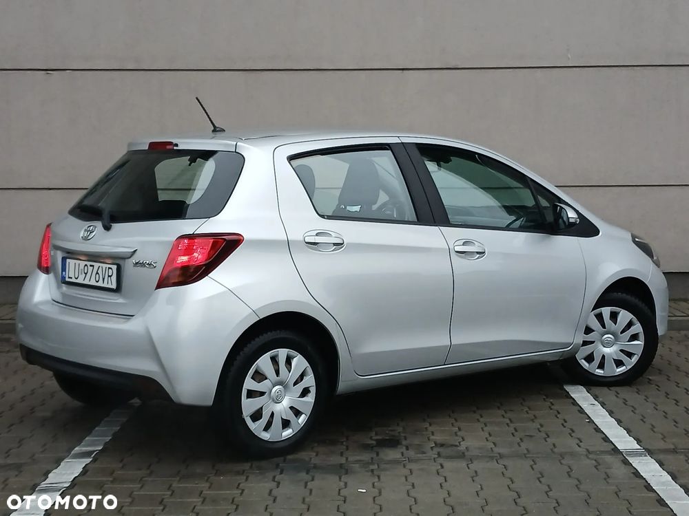 Toyota Yaris 1.33 VVT-i Comfort - 10