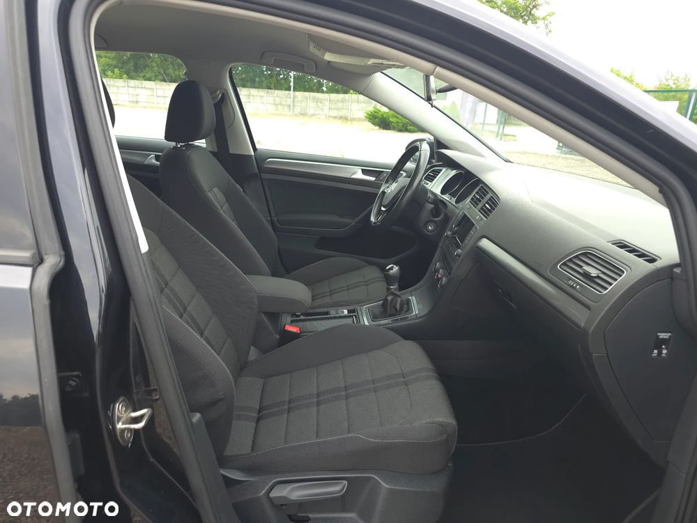 Volkswagen Golf 1.2 TSI BMT Trendline - 16