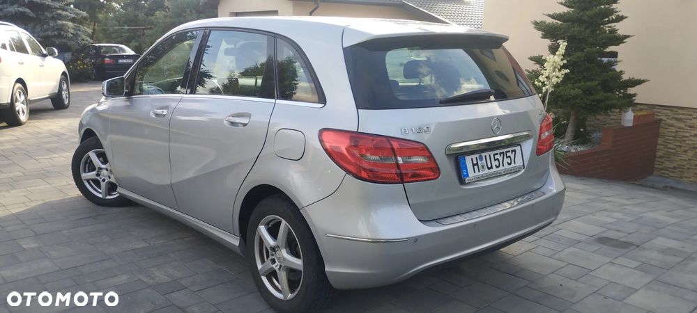 Mercedes-Benz Klasa B 180 CDI (BlueEFFICIENCY) - 4