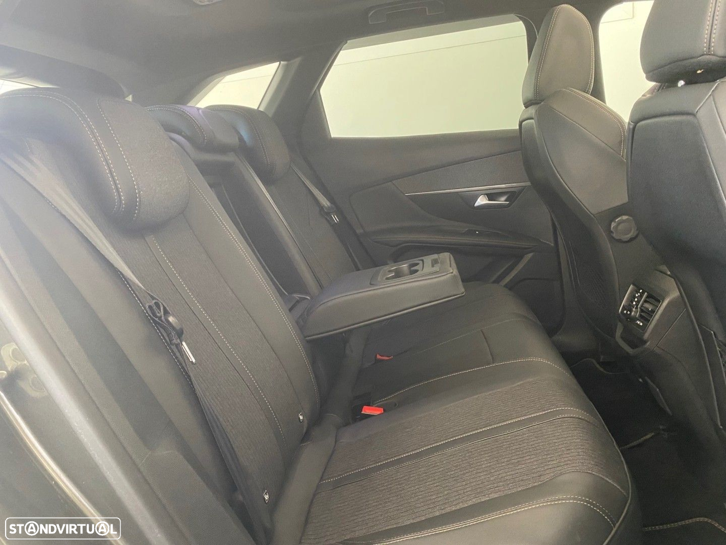 Peugeot 3008 1.6 Hybrid GT Line e-EAT8 - 49