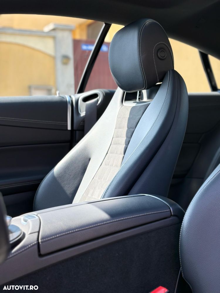 Mercedes-Benz E 220 d 4MATIC Coupe Aut. - 14