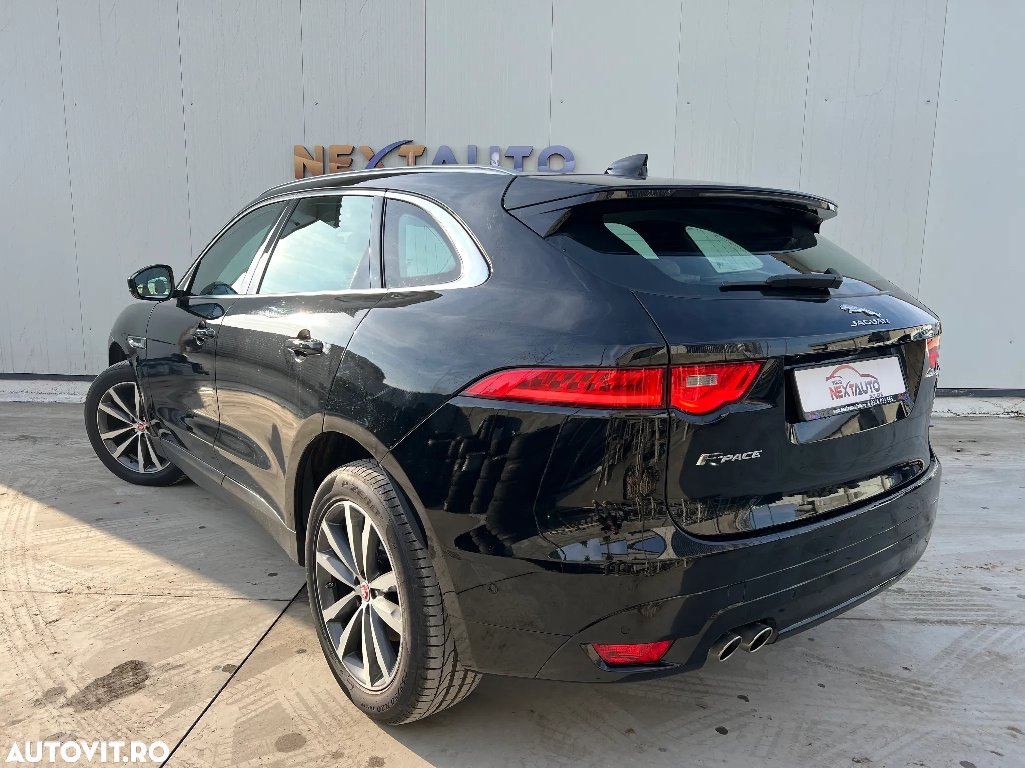 Jaguar F-Pace 20d AWD Aut. Prestige - 4