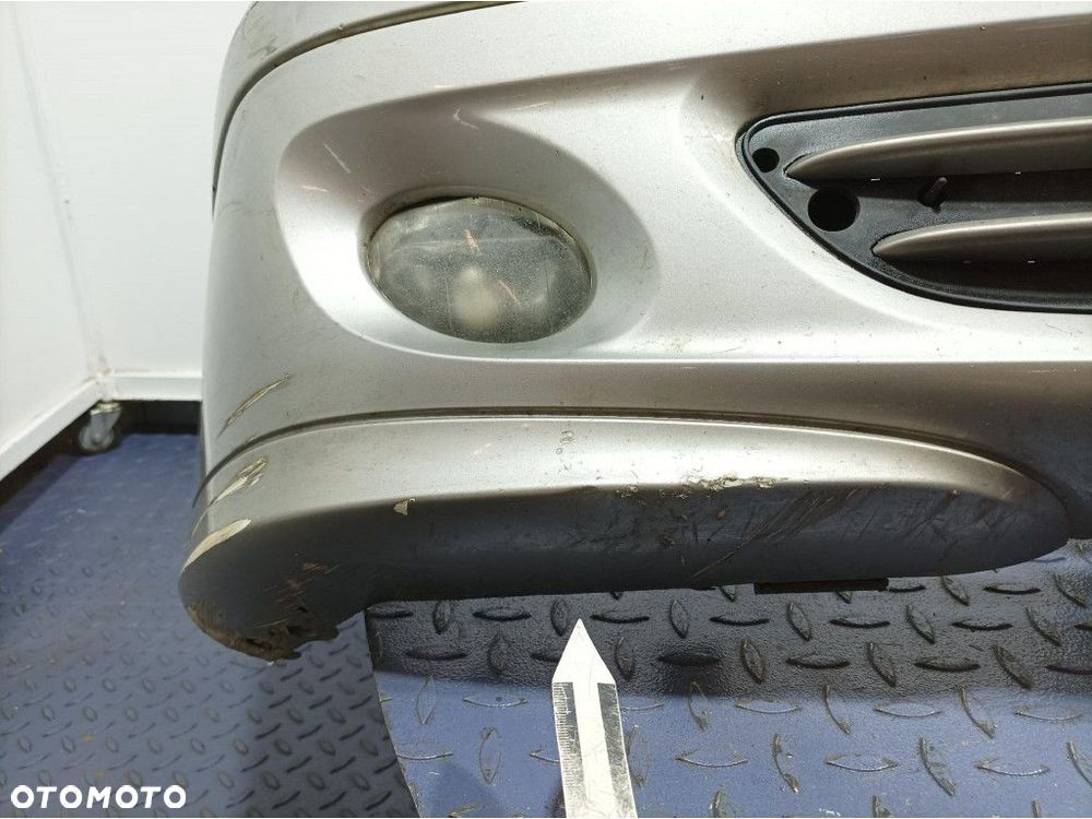 MERCEDES C W203 LIFT ZDERZAK PRZÓD PRZEDNI 723 - 9