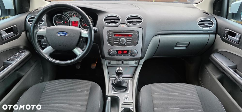 Ford Focus 2.0 TDCi DPF Titanium - 5