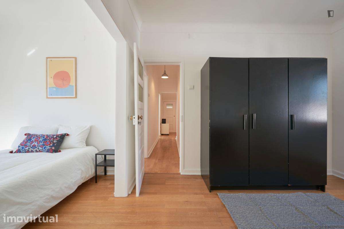Quarto - localizado em Ajuda Lisbon - Grande imagem: 5/21