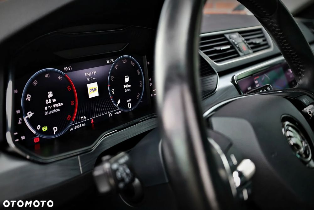 Skoda Superb 2.0 TDI SCR Ambition DSG - 20