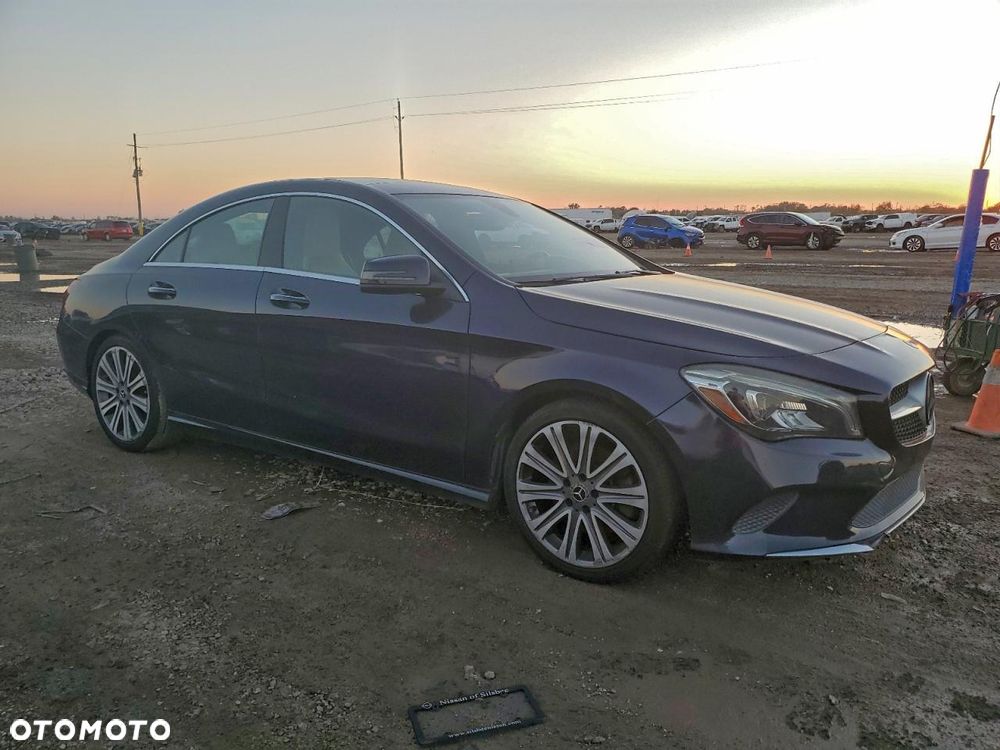 Mercedes-Benz CLA - 5