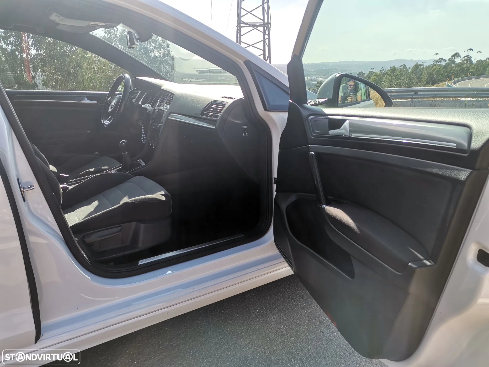 VW Golf 1.6 TDi Confortline - 11