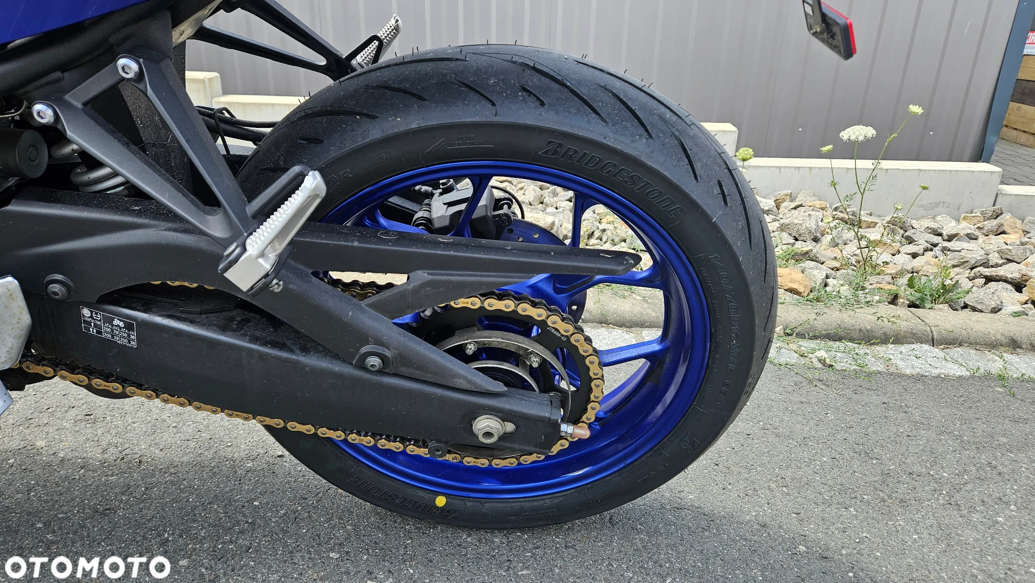 Yamaha R3 - 11