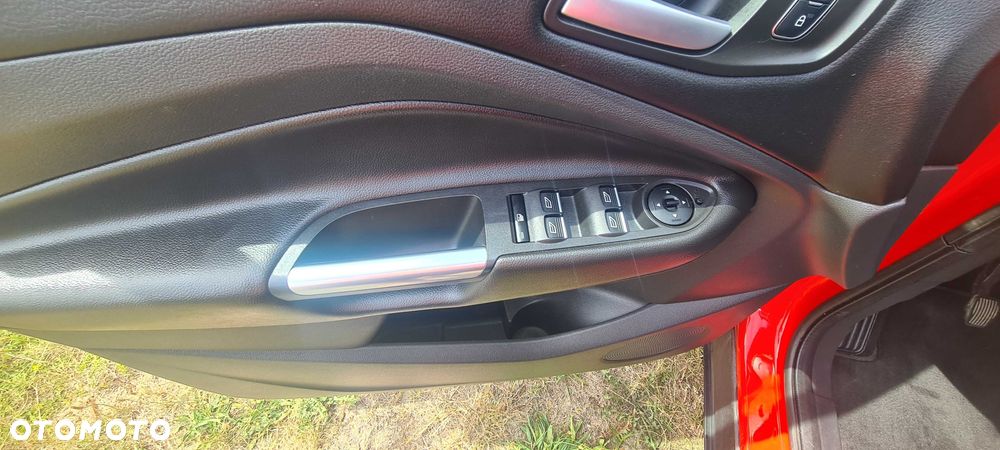 Ford Kuga - 5