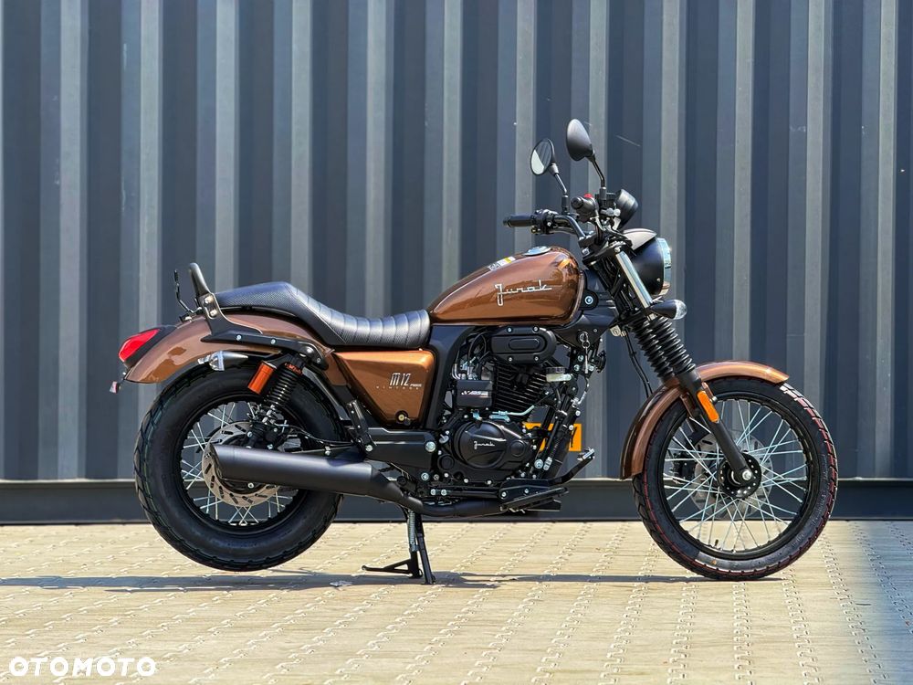 Junak M12 - 8