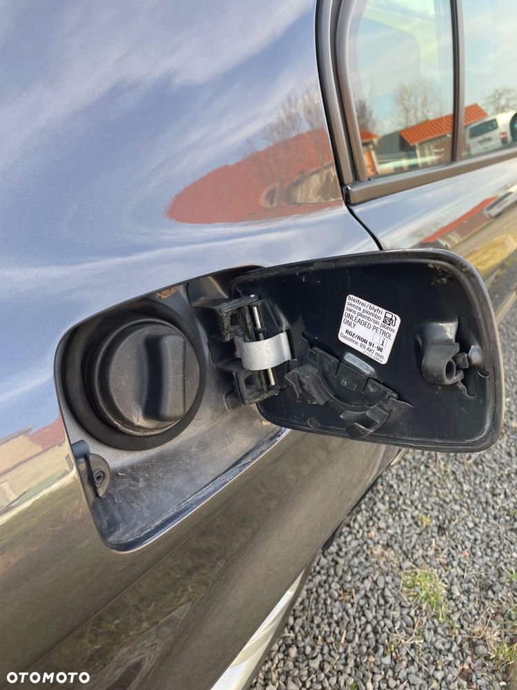 BMW Seria 7 740i - 23