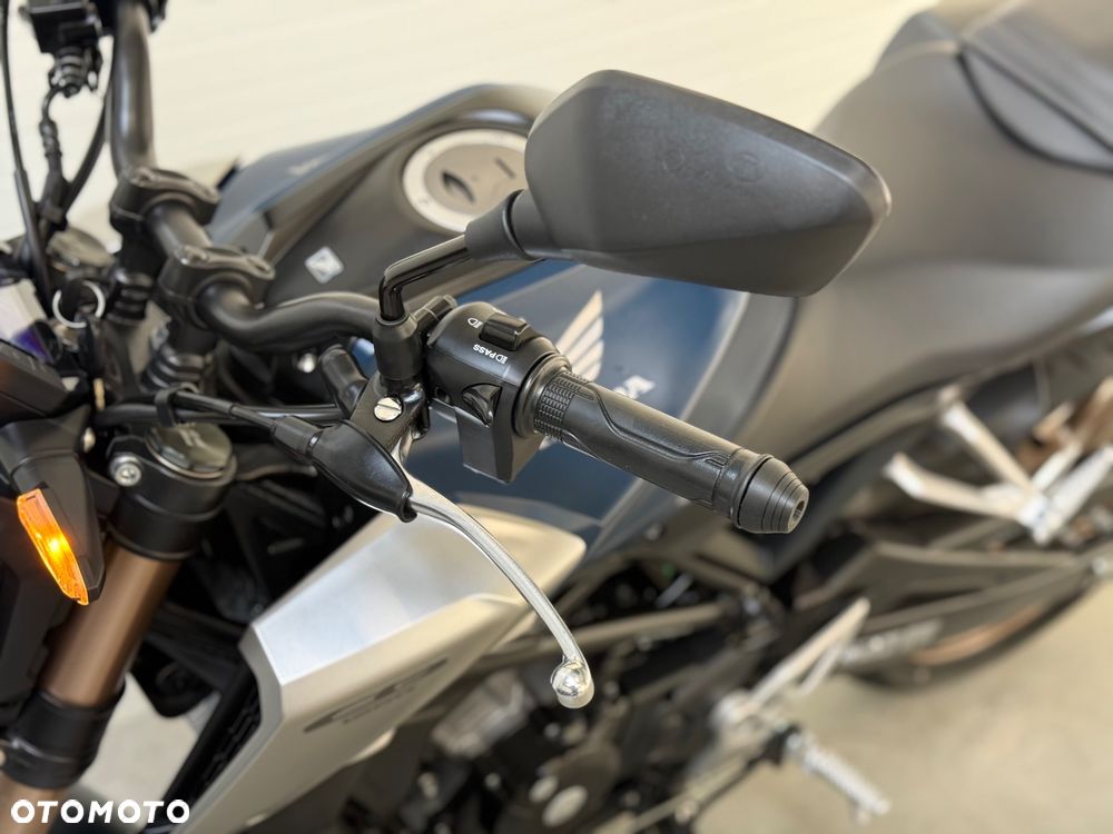 Honda CB - 26