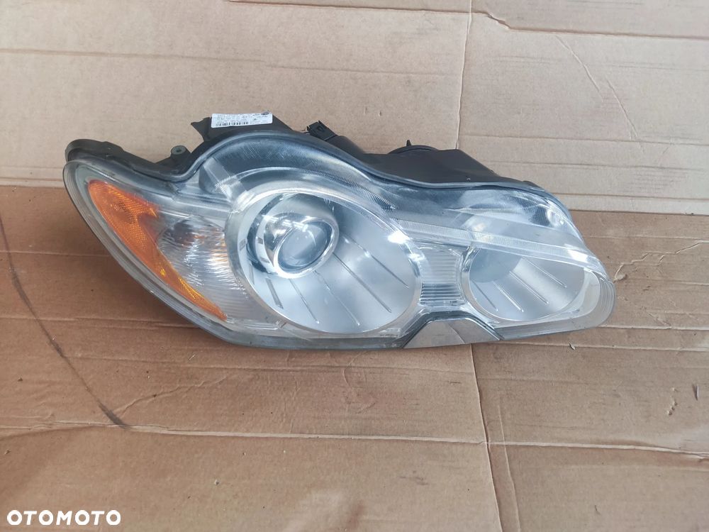 LAMPA PRAWY PRAWA PRZEDNIA PRZÓD JAGUAR XF