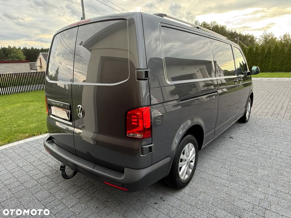 Volkswagen Transporter T6.1 - 24