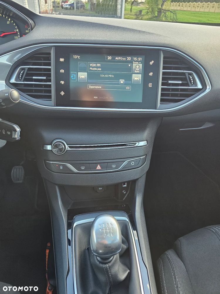 Peugeot 308 - 18