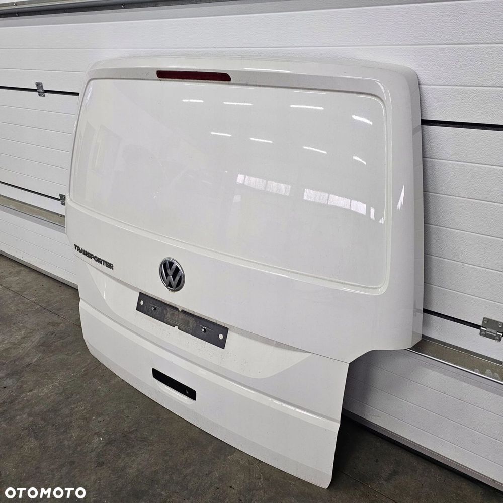 VW T6.1 klapa bagażnika tył biała LB9A KOMPLETNA - 1