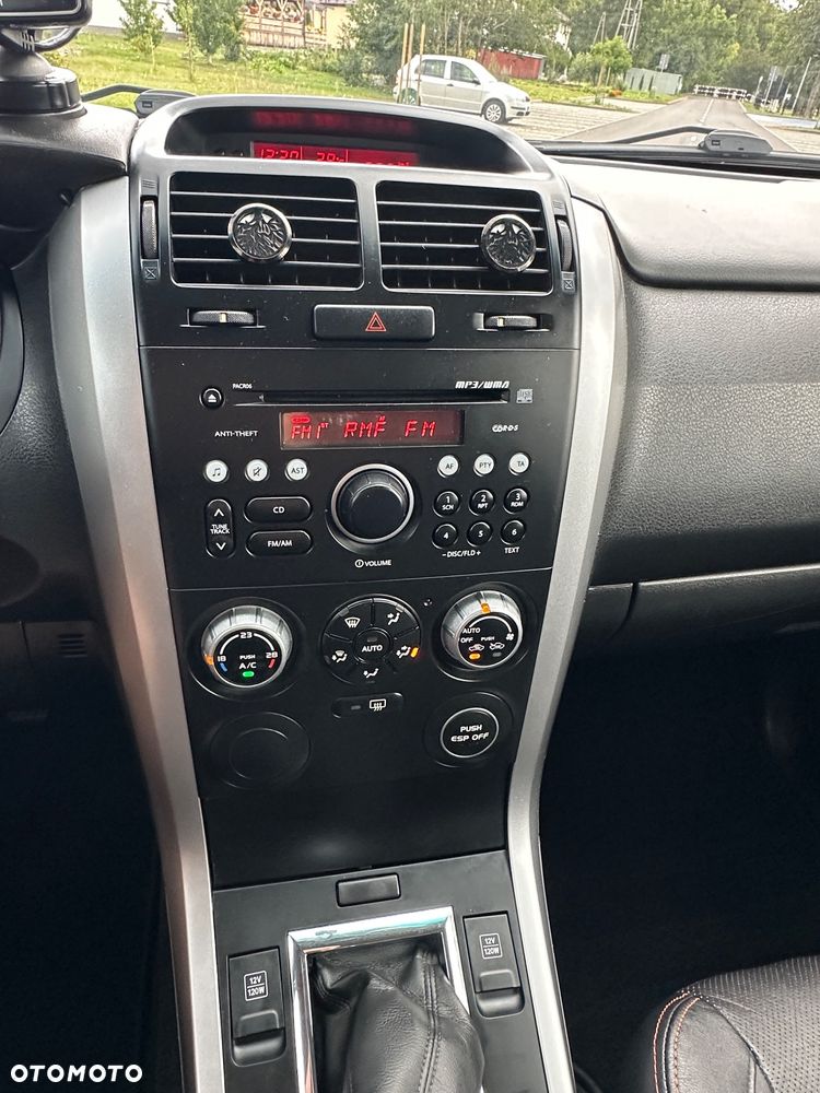 Suzuki Grand Vitara - 26