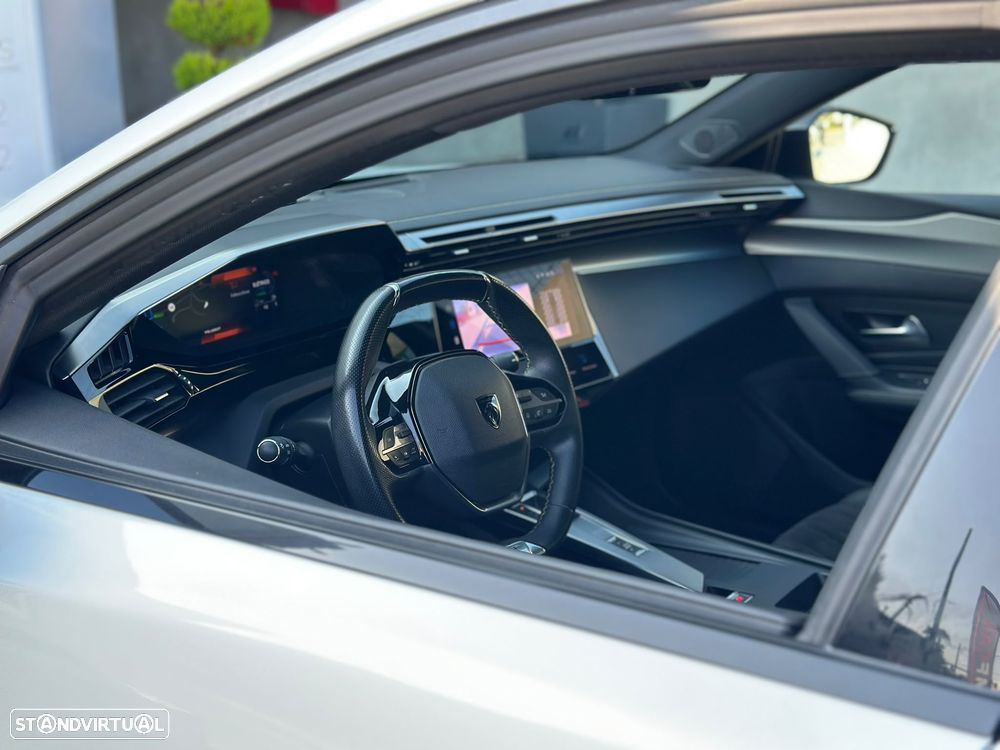 Peugeot 408 1.6 Hybrid GT e-EAT8 - 16