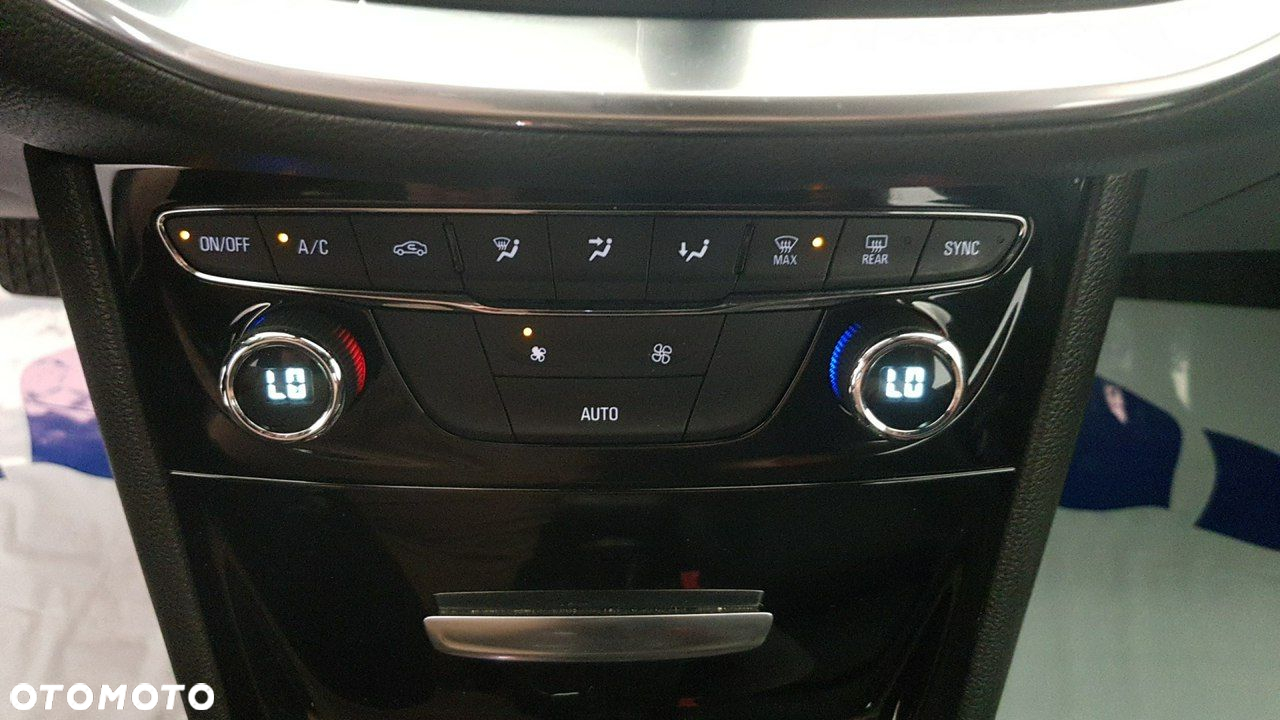 Opel Astra - 25