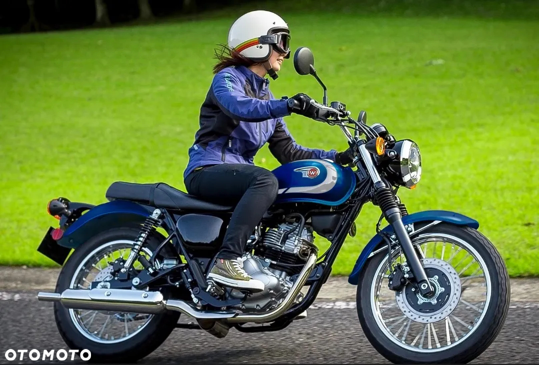 Kawasaki Inny - 10