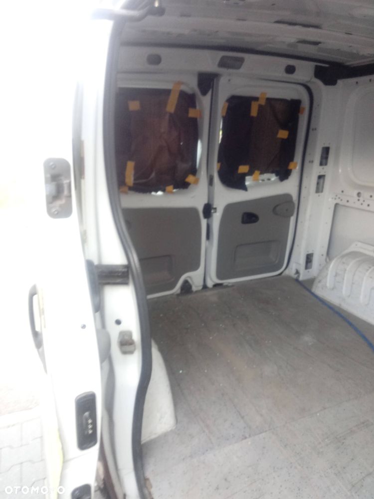 Opel Vivaro L1H1 - 12