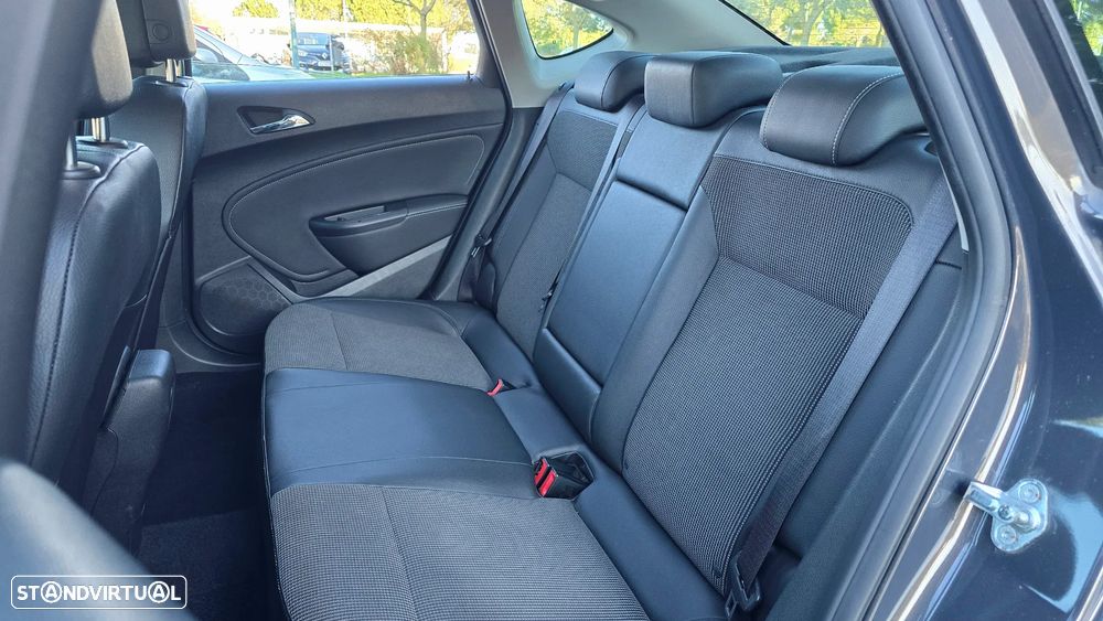 Opel Astra 1.7 CDTI Cosmo Start/Stop - 44