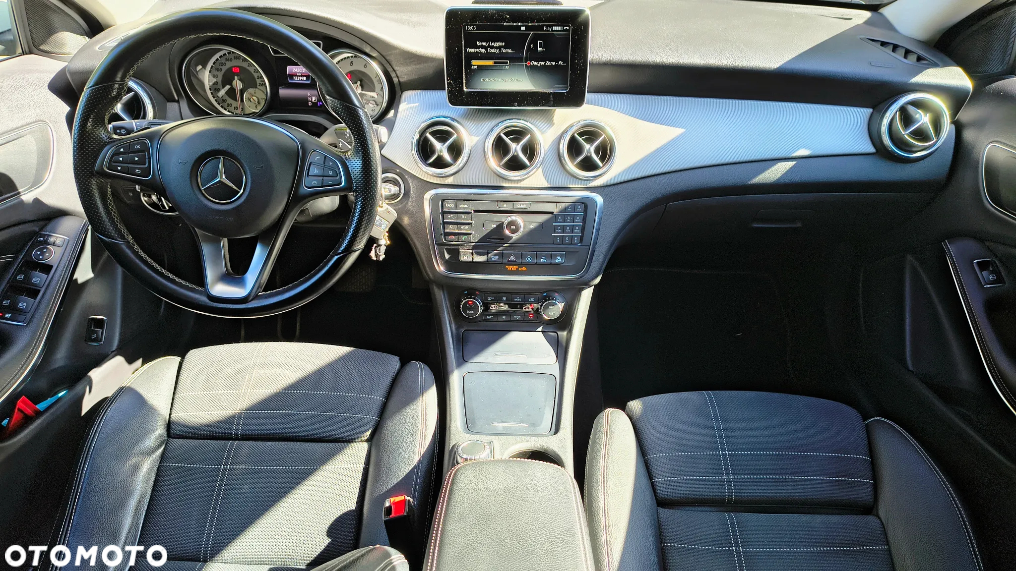 Mercedes-Benz GLA 250 4-Matic - 13