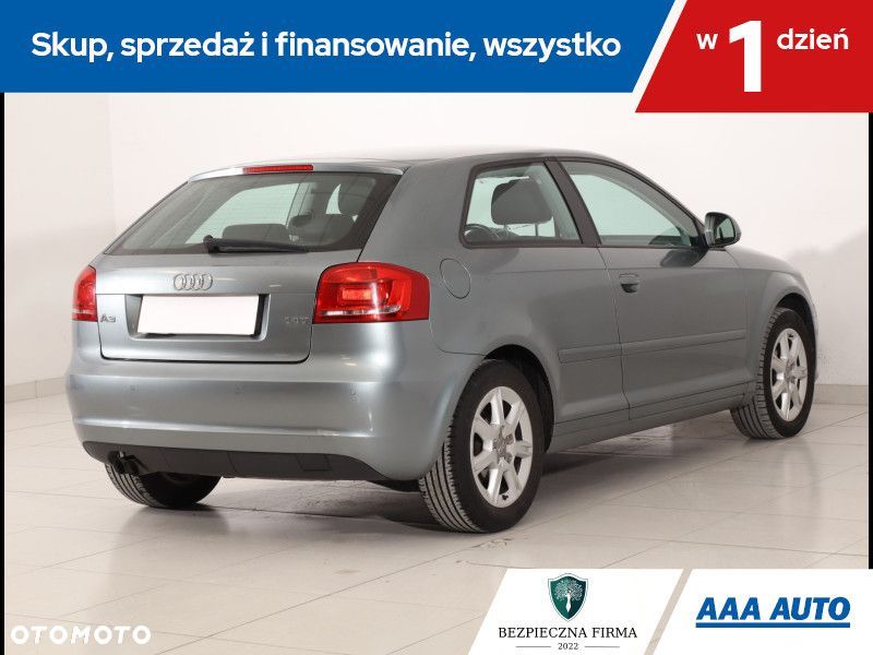 Audi A3 Sportback - 6