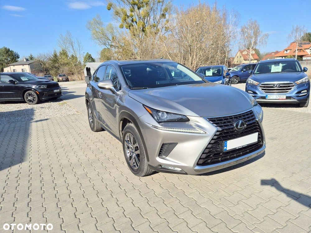 Lexus NX - 4