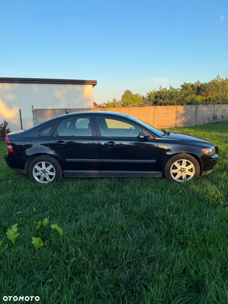 Volvo S40 2.4 - 5