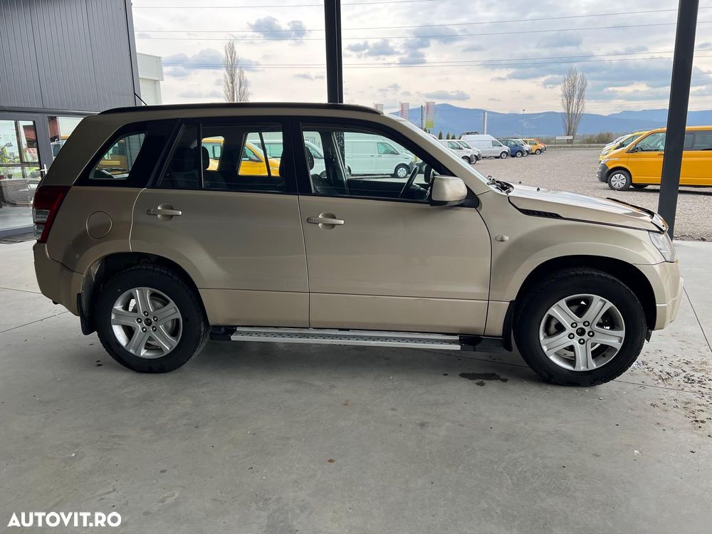 Suzuki Grand Vitara - 1