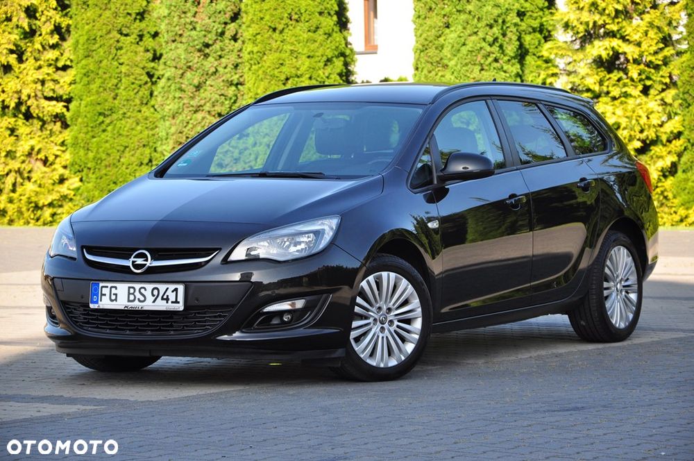 Opel Astra 1.4 Turbo Cosmo - 2